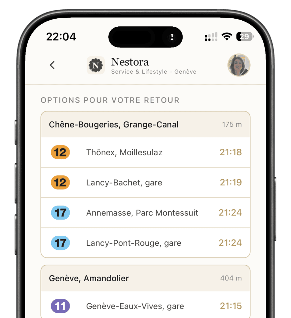 Écran d'application affichant des options de retour: itinéraires et horaires entre Chêne-Bougeries et Genève, avec arrêts et heures affichés par ligne couleurisée comme 12 et 17.