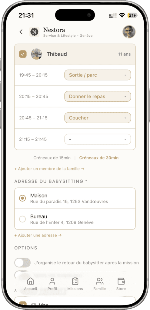 creer-babysitter-programme - Nestora Mobile app screen showing a babysitting schedule for Thibaud with time slots and activity options in French, inside a rounded card UI.