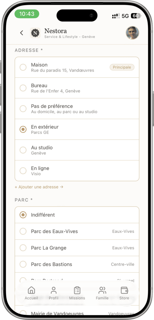 Écran d'adresse Nestora: liste d'options de lieu avec « En extérieur » sélectionné (Maison, Bureau, Pas de préférence, Au studio, En ligne).
